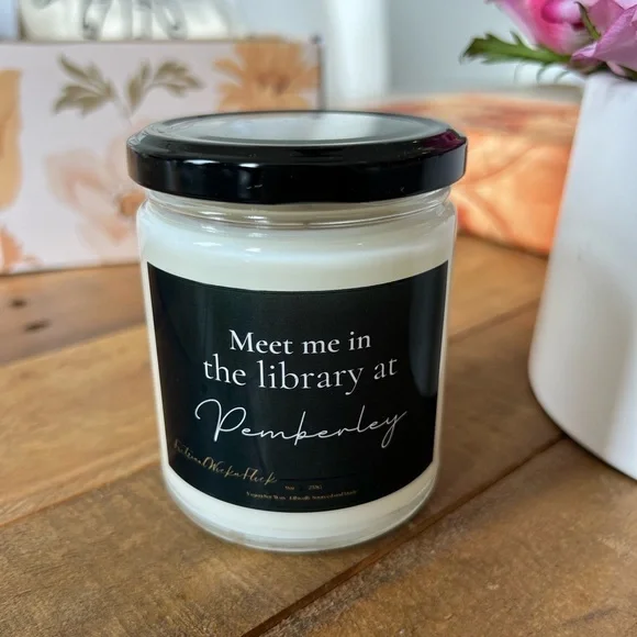 Pride and Prejudice Gift Box Bundle Period Drama Jane Austen Bookish - Picture 2 of 9